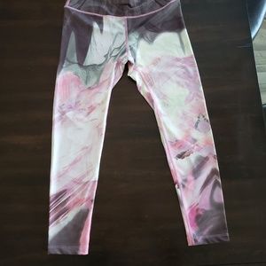 Pink yoga outfit size small
